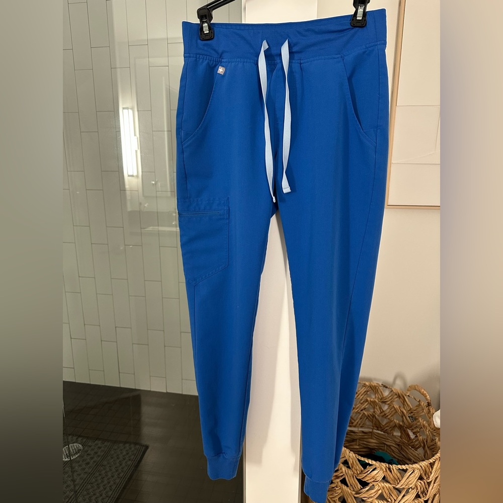 XS FIGS scrub pants